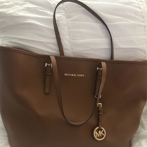Michael Kors Jet Set Travel